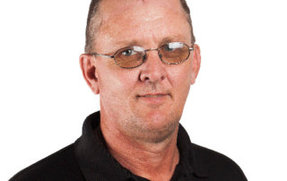 mechanical electrical team member