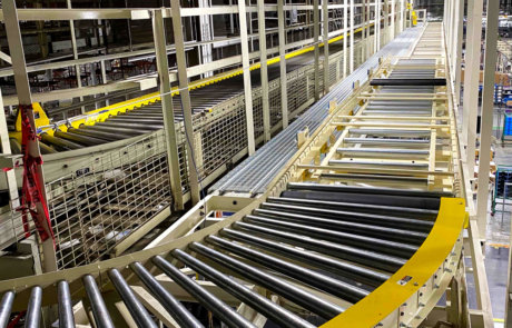 assembly curved conveyor with service catwalk