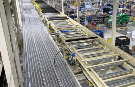 assembly conveyor with service catwalk