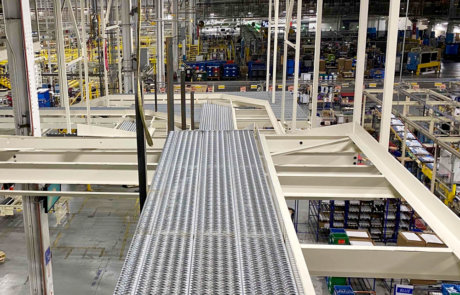 assembly conveyor with service catwalk