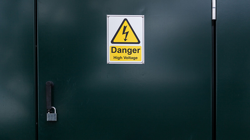 high-voltage_full-column locked high voltage box