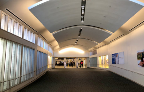 oak-charging-stations-terminal-1-entrance oakland airport terminal 1 entrance