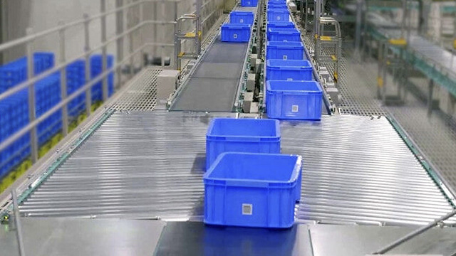 tote sortation and conveyor
